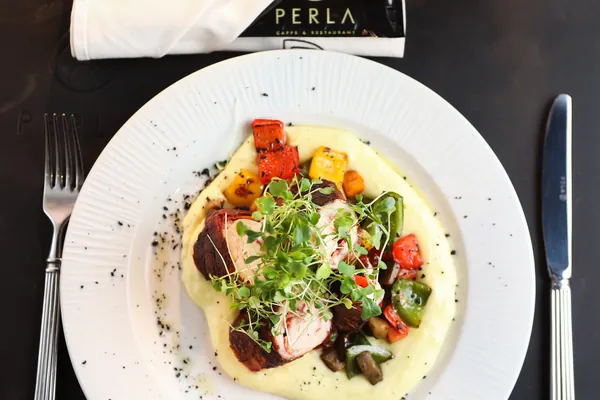Caffe & Restaurant Perla