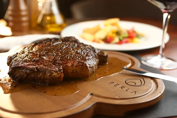 Caffe & Restaurant Perla