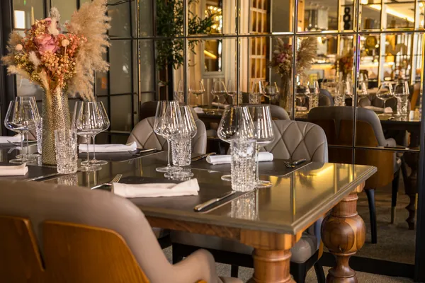 Caffe & Restaurant Perla